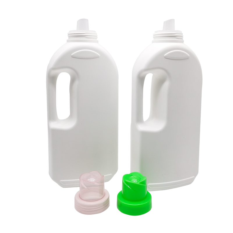 Бутылка стирального порошка 1000мл