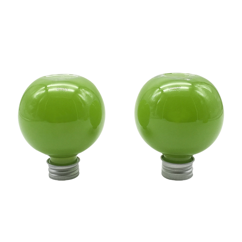 Бутылка чая с молоком круглой формы