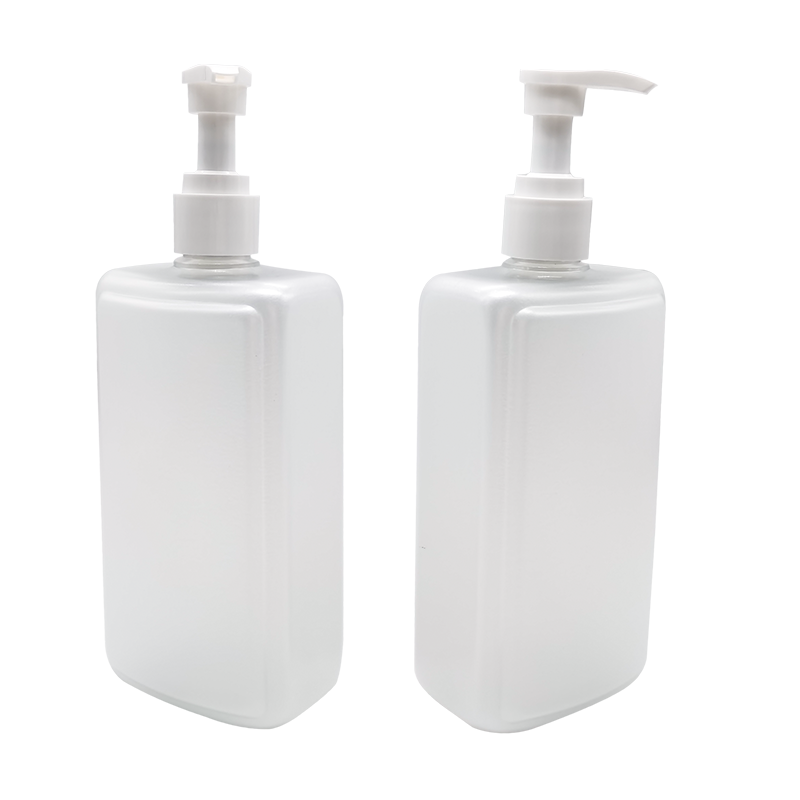 Квадратная бутылка лосьона для шампуня и геля для душа