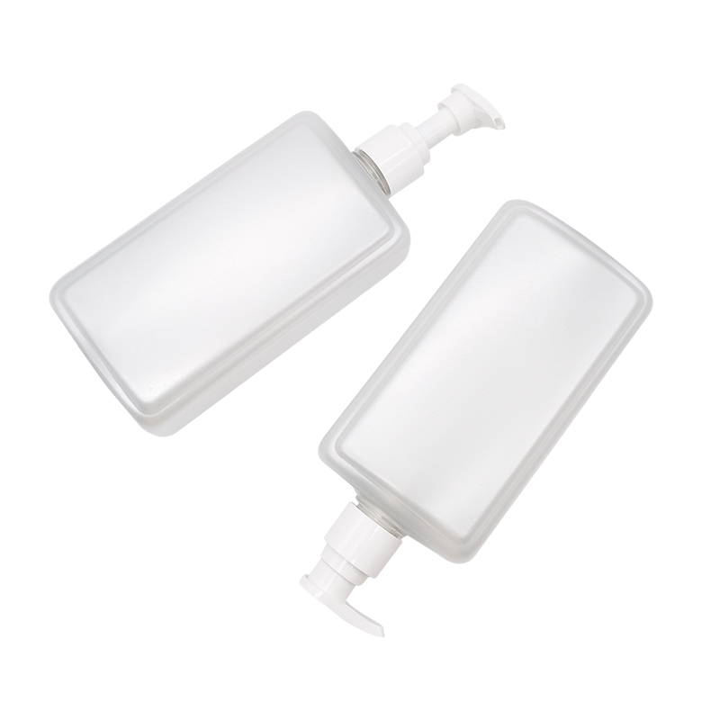 Квадратная бутылка лосьона для шампуня и геля для душа